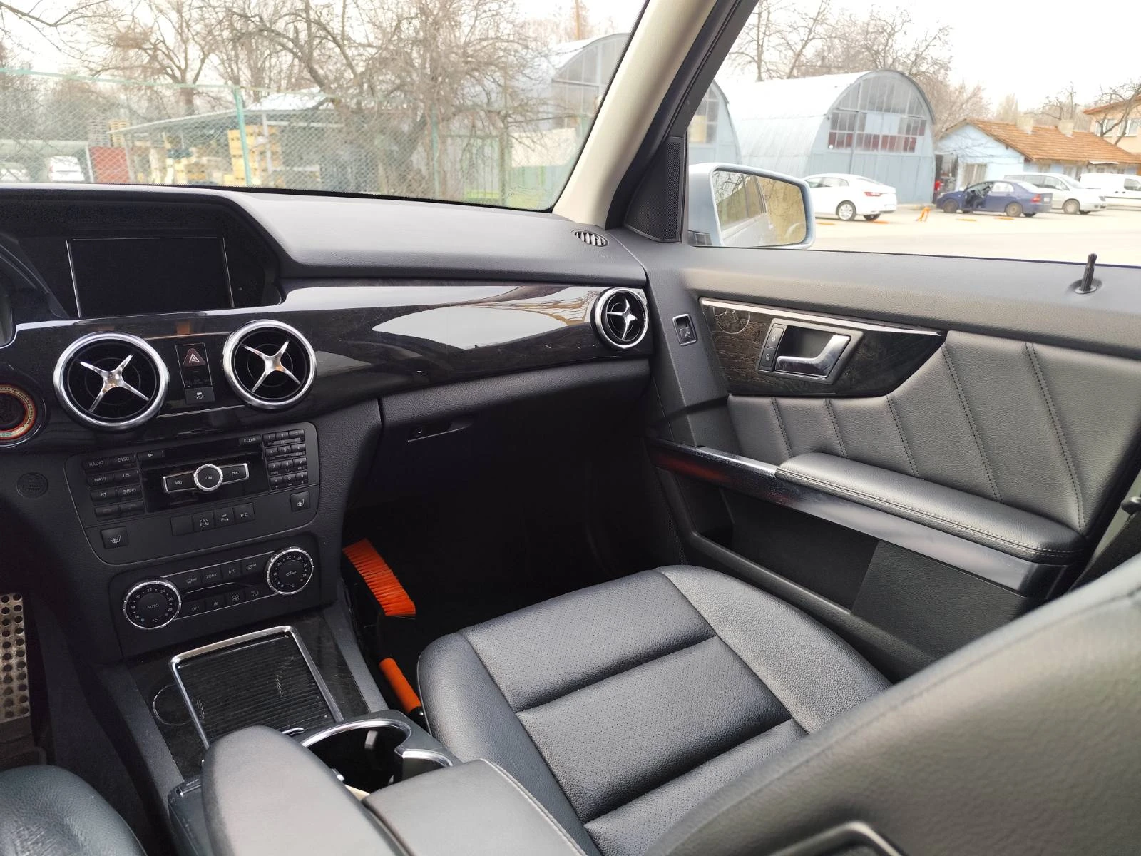 Mercedes-Benz GLK 350 4MATIC 7G-TRONIC, снимка 11 - Автомобили и джипове - 54732821