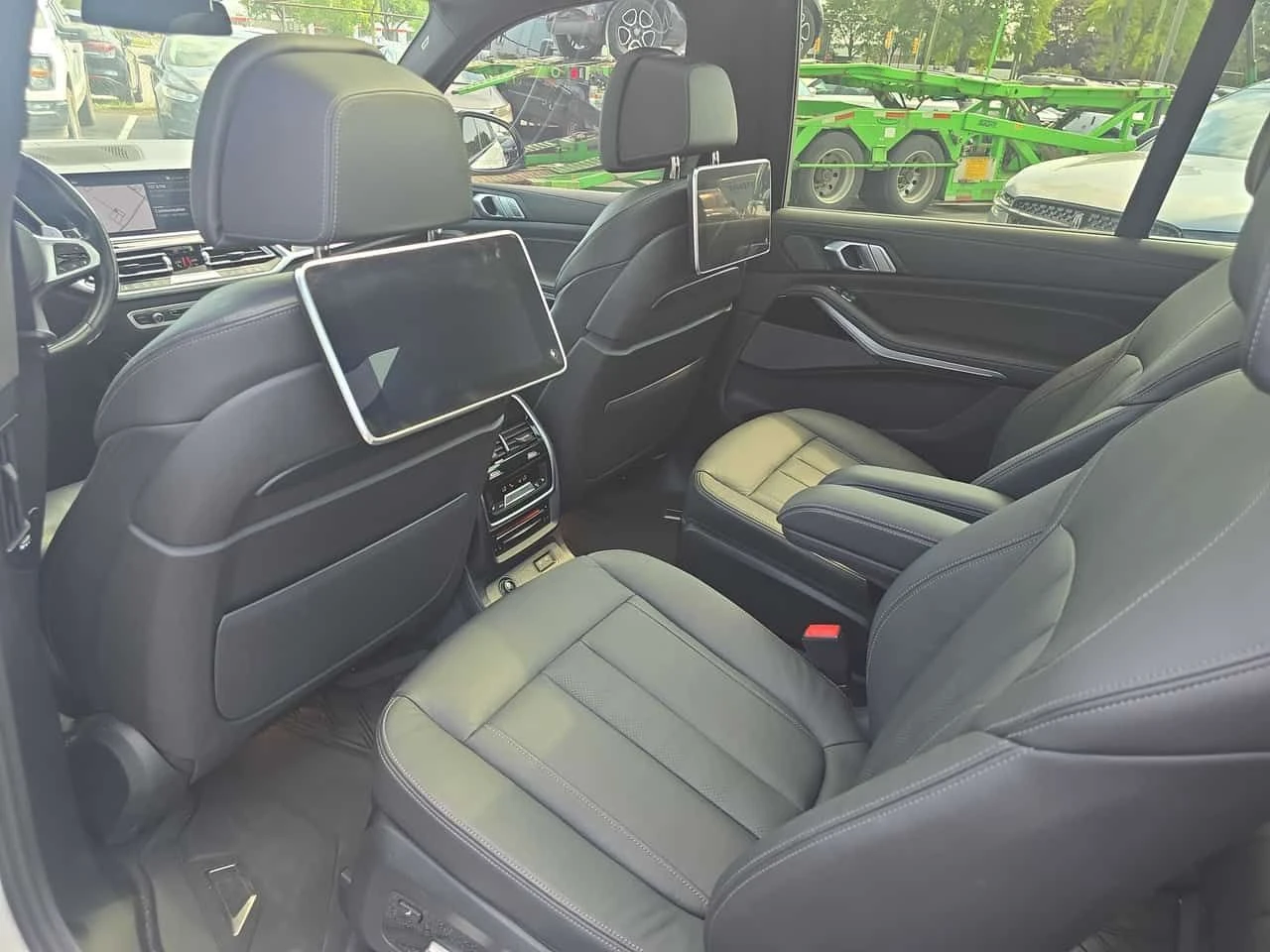 BMW X7 * M50i * CARFAX * ОПЦИЯ ЗА ФИНАНСИРАНЕ, снимка 10 - Автомобили и джипове - 55667957