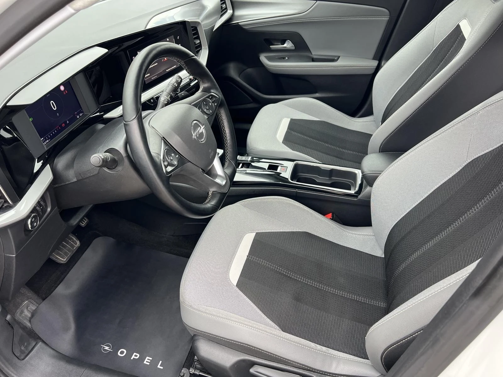Opel Mokka Edition 1.2 TURBO * AUTOMATIC * 130k.c, снимка 8 - Автомобили и джипове - 55891819