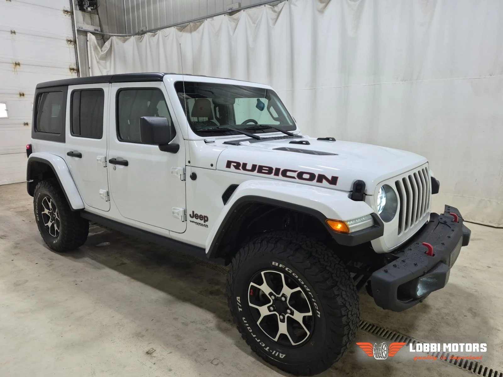 Jeep Wrangler, снимка 2 - Автомобили и джипове - 56025212
