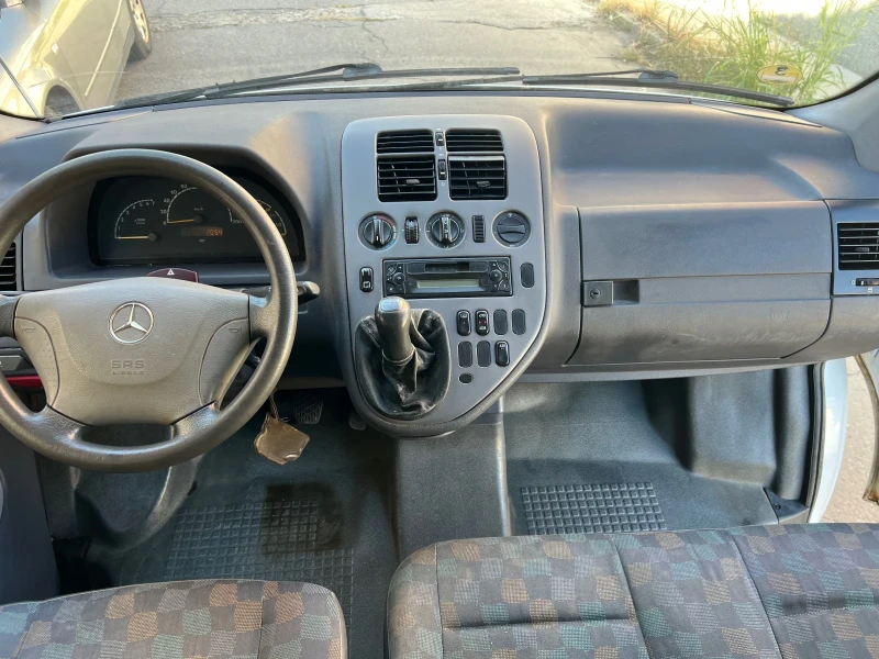 Mercedes-Benz Vito 112 CDi, снимка 8 - Бусове и автобуси - 48873961