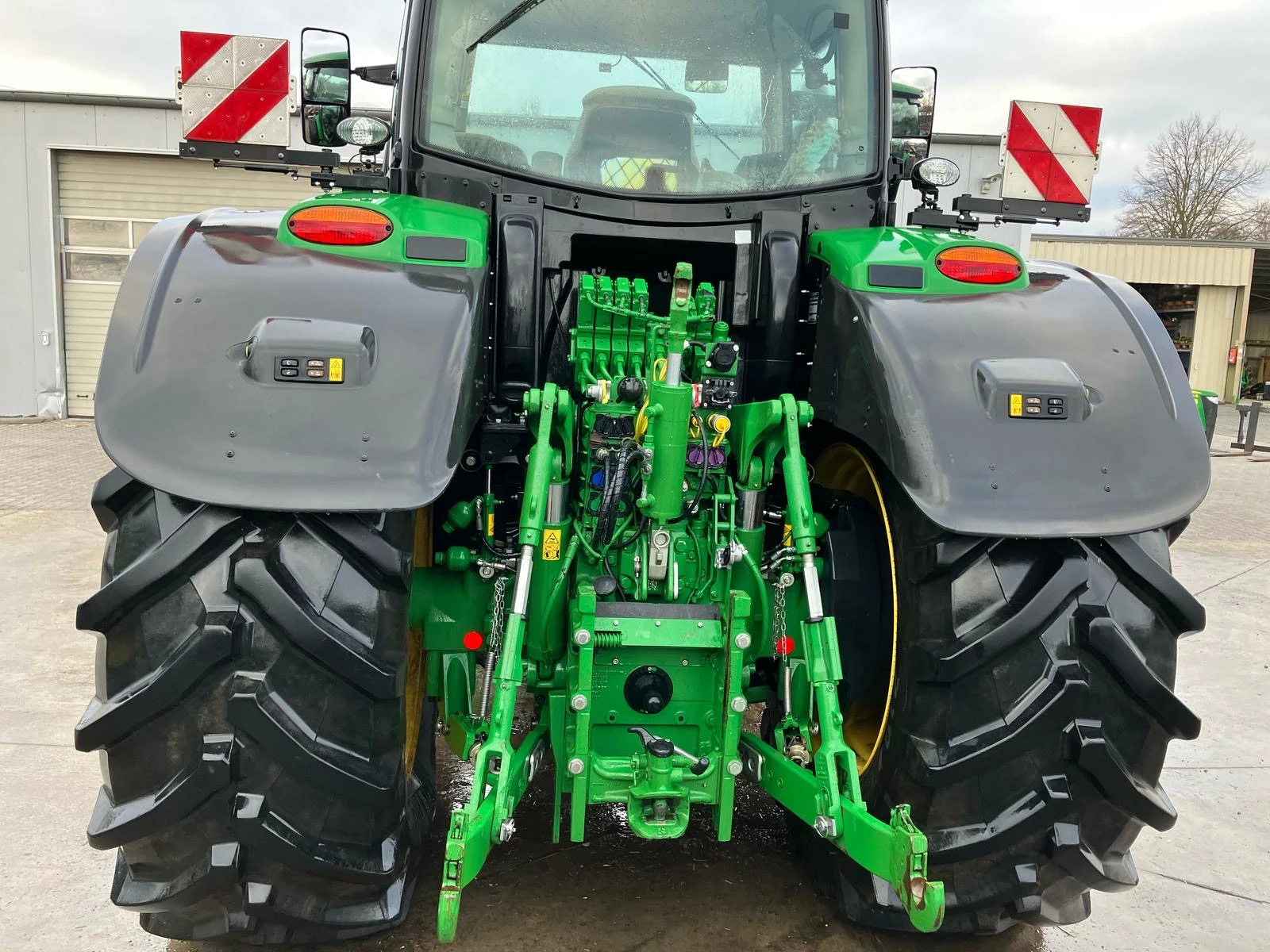 Трактор John Deere 6250R PREMIUM EDITION ЛИЗИНГ - изображение 4