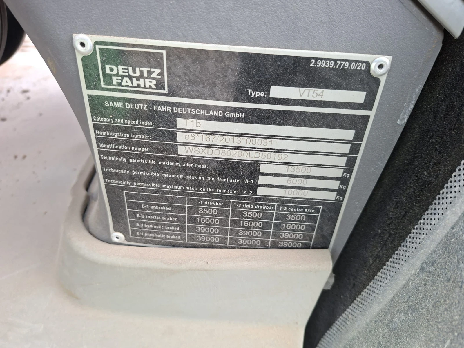 Трактор Deutz-Fahr 7250 AGROTRON TTV, снимка 12 - Селскостопанска техника - 54100190