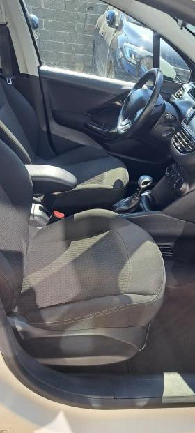 Peugeot 208 1.5HDI, снимка 10