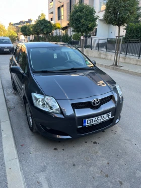 Toyota Auris, снимка 2