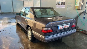 Mercedes-Benz E 220, снимка 3