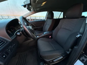 Обява за продажба на Toyota Avensis 2.2 D4D / АВТОМАТИК / KEYLESS GO / НАВИГАЦИЯ  ~11 499 лв. - изображение 7