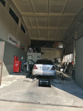 Mercedes-Benz C 220, снимка 3