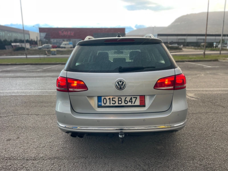 VW Passat 2.0 Highline, снимка 5 - Автомобили и джипове - 48395377