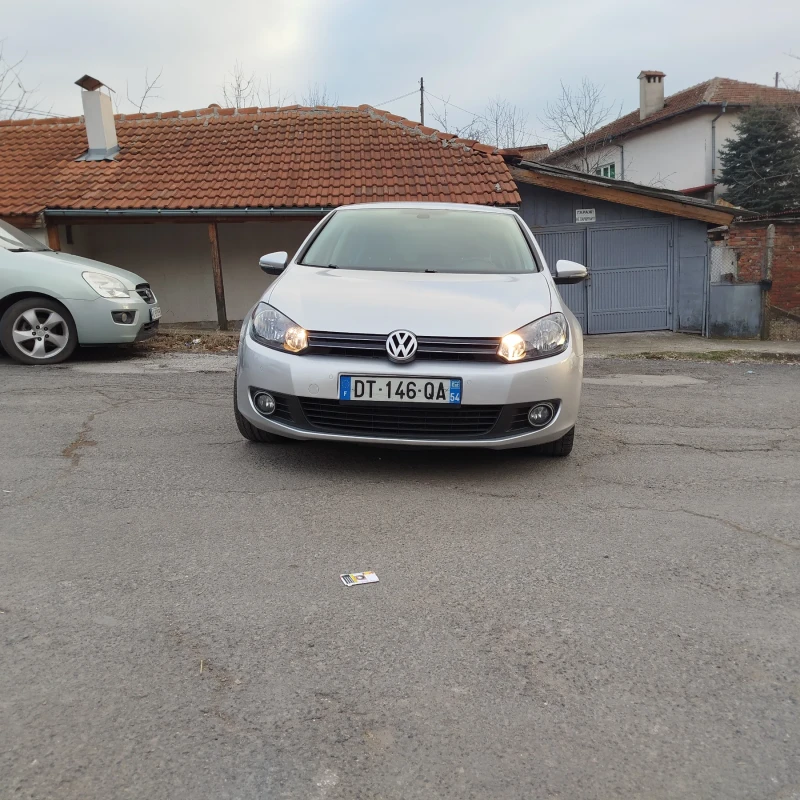 VW Golf 1.6 TDI, снимка 1 - Автомобили и джипове - 49027596