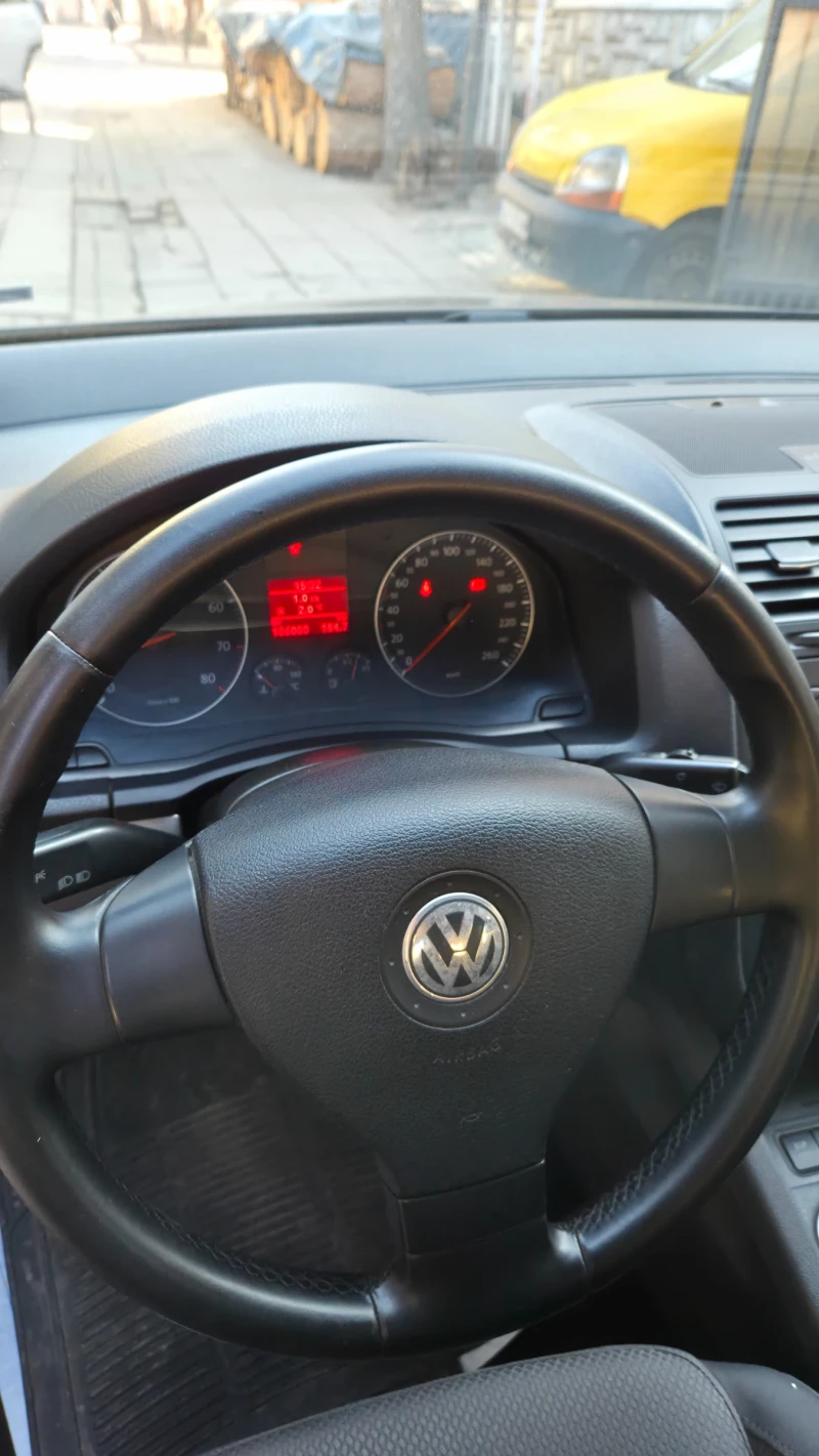 VW Golf, снимка 11 - Автомобили и джипове - 49028000