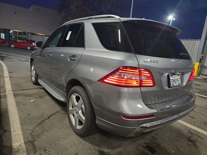 Mercedes-Benz ML 550 4MATIC* AUTO-PARKING* KEYLESS* HARMAN/KARDON* CAME, снимка 6 - Автомобили и джипове - 49064496