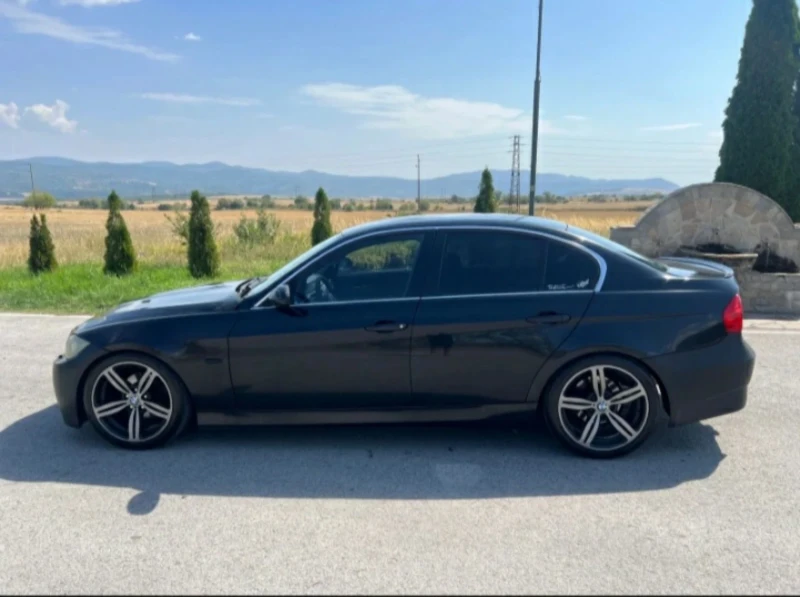 BMW 320, снимка 9 - Автомобили и джипове - 49201556