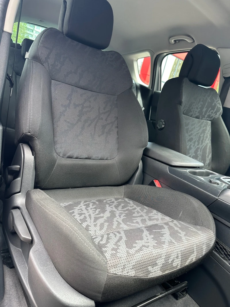 Peugeot 3008 2.0 HDI АВТОМАТ, снимка 14 - Автомобили и джипове - 51339113