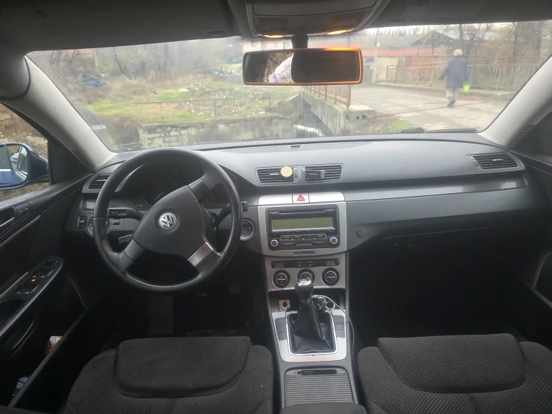 VW Passat, снимка 5 - Автомобили и джипове - 52584383