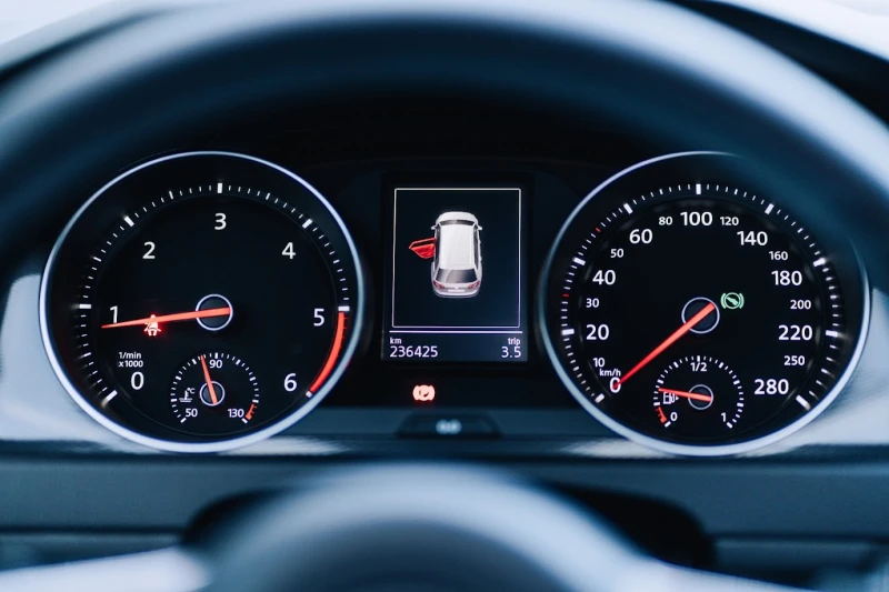 VW Golf GTD, снимка 14 - Автомобили и джипове - 52625987