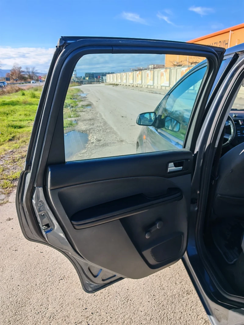 Ford C-max 1.6, снимка 13 - Автомобили и джипове - 52669162