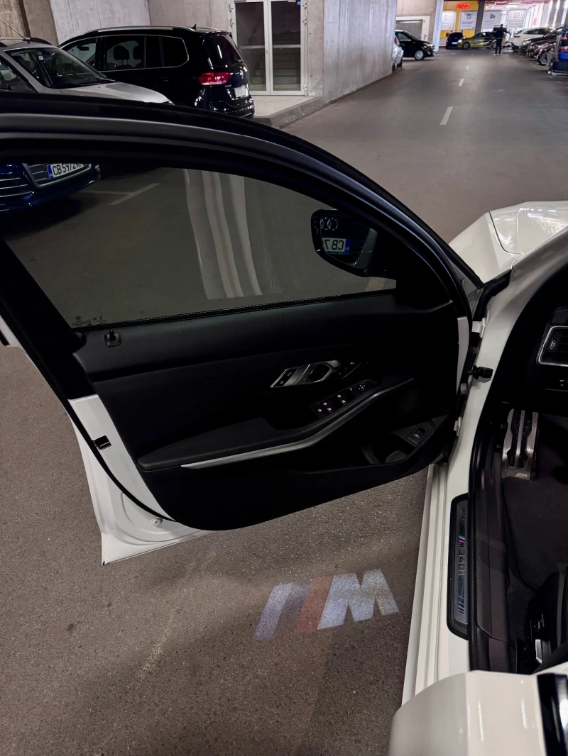 BMW 340 360/RWD/КАСКО, снимка 12 - Автомобили и джипове - 52827339