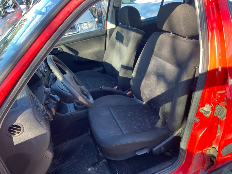 VW Golf 1.9tdi 90к.с 4x4, снимка 7 - Автомобили и джипове - 52927816