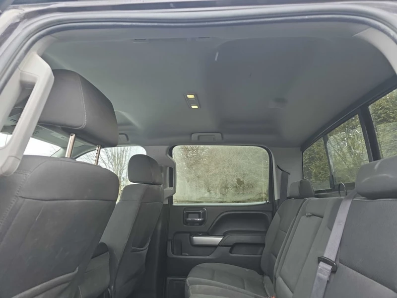 Chevrolet Silverado * LT * CARFAX * БЕЗ ПЪРВОНАЧАЛНА ВНОСКА, снимка 12 - Автомобили и джипове - 53102623