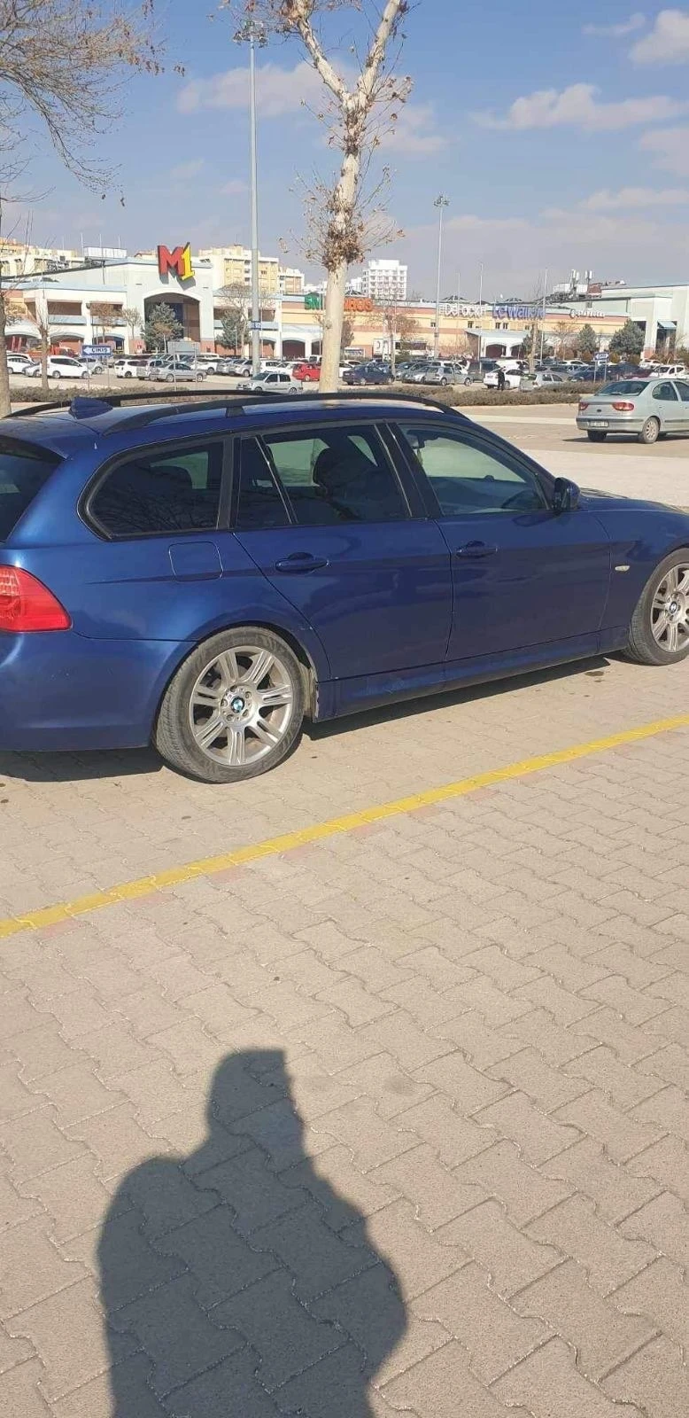 BMW 320, снимка 2 - Автомобили и джипове - 47179643