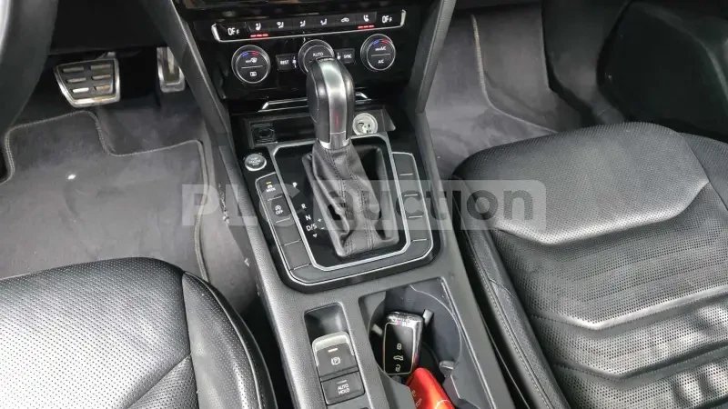 VW Arteon 2.0TDI | ��������� | ������ | DISTRONIC | Mobile.bg � ����������� 7