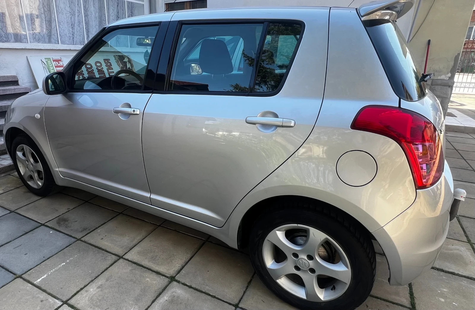 Suzuki Swift  - изображение 9