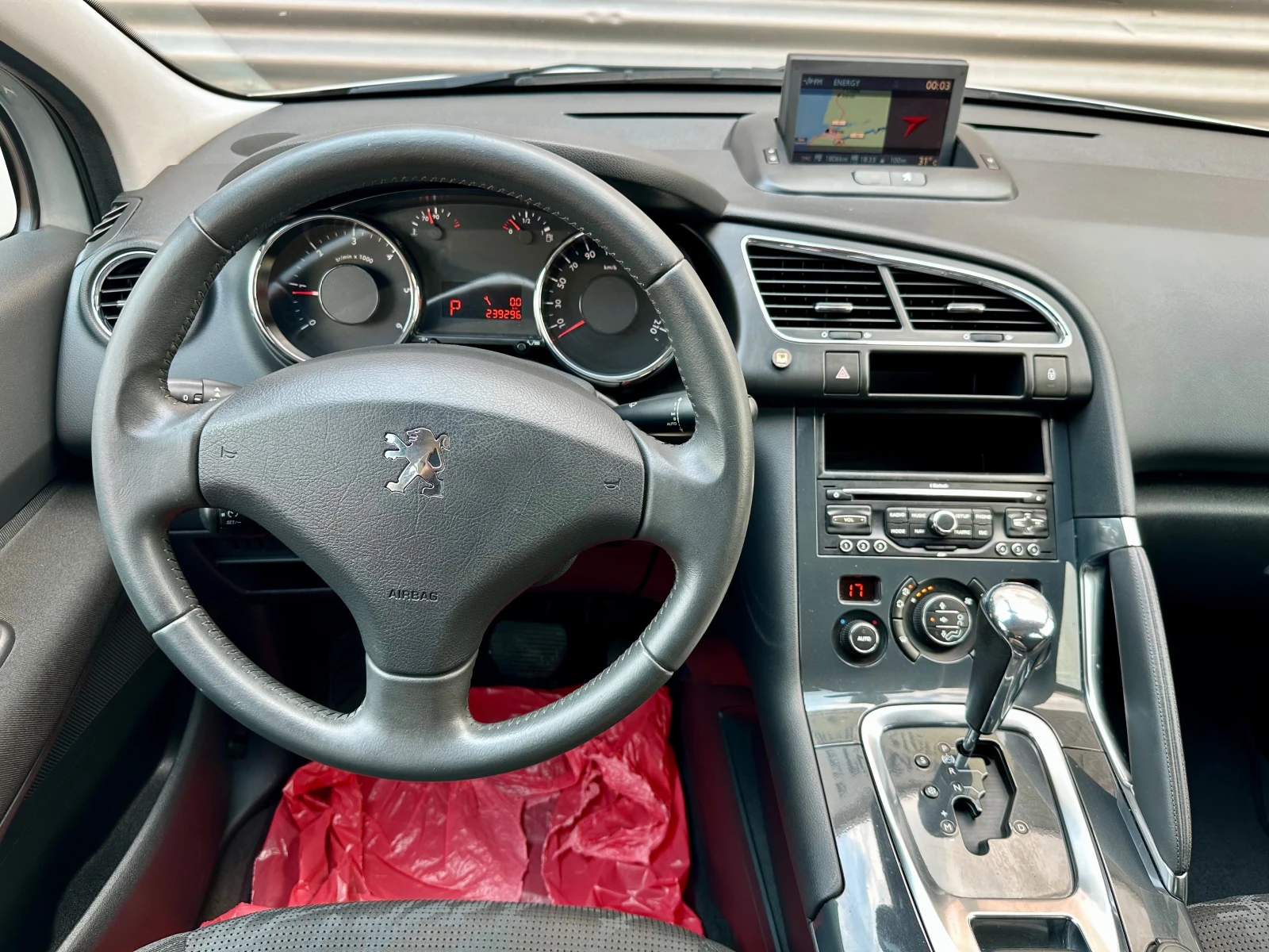 Peugeot 3008 2.0 HDI АВТОМАТ - изображение 10