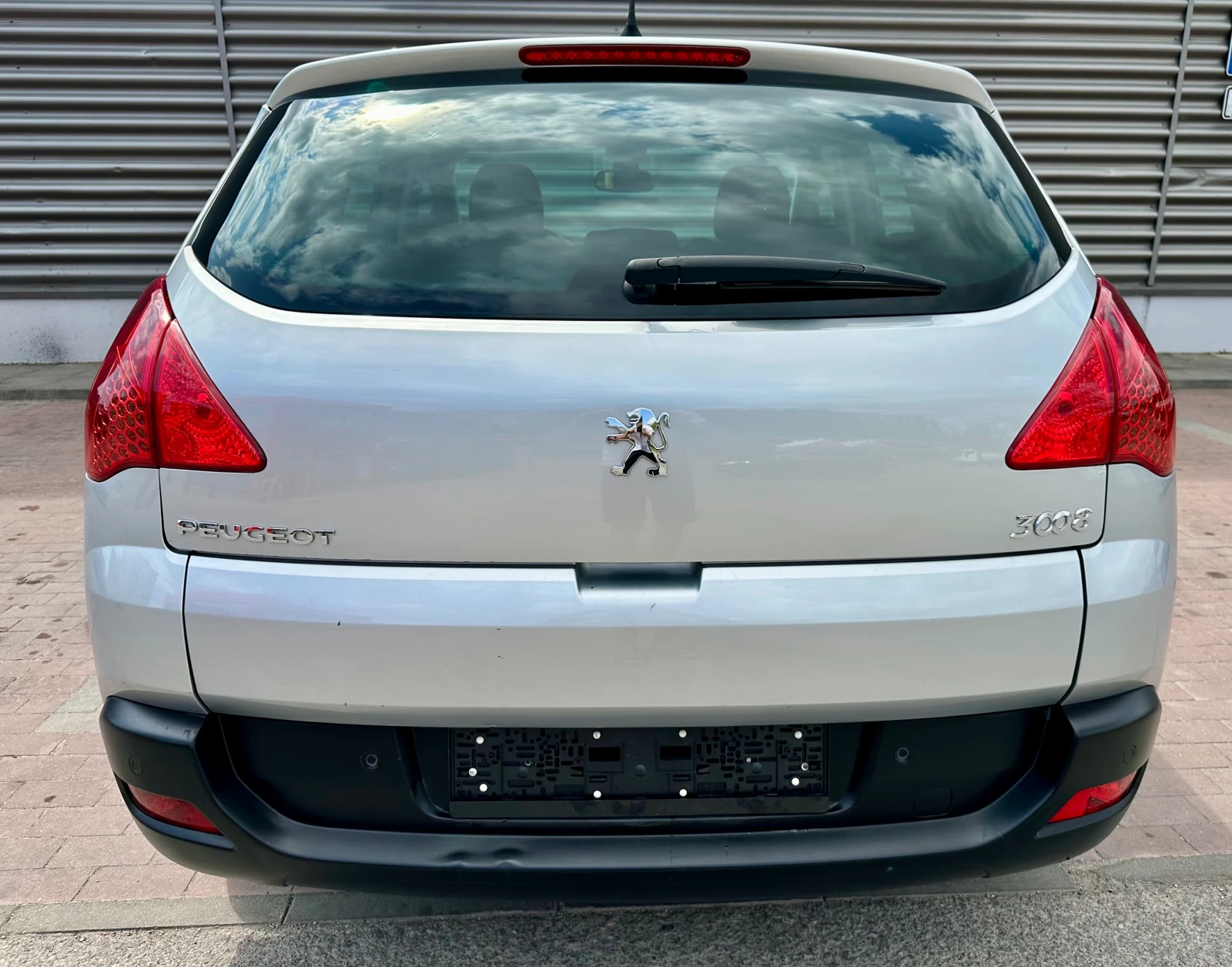 Peugeot 3008 2.0 HDI АВТОМАТ - изображение 8