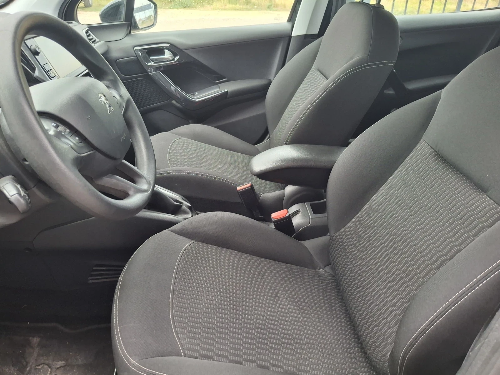 Peugeot 208 1.6hdi euro6 - изображение 10