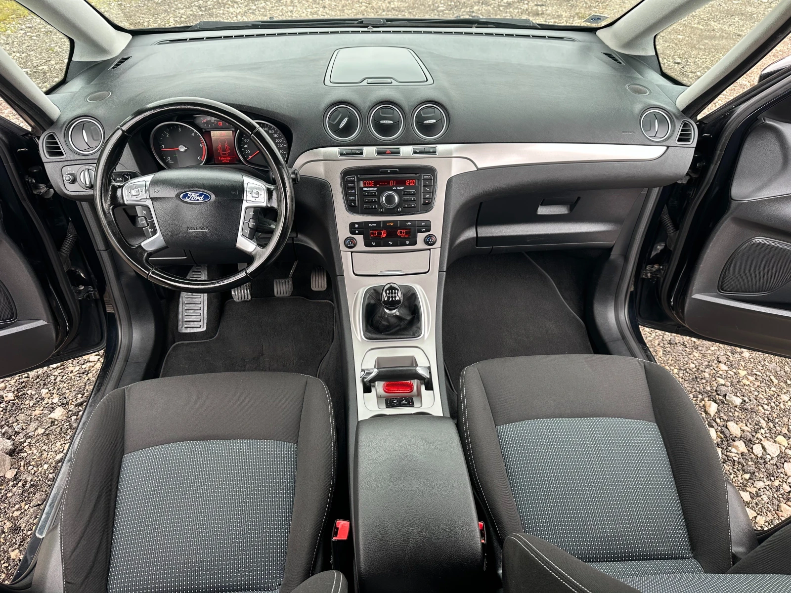 Ford Galaxy 2.0TDCI 140kc 7mesta, снимка 10 - Автомобили и джипове - 52105259