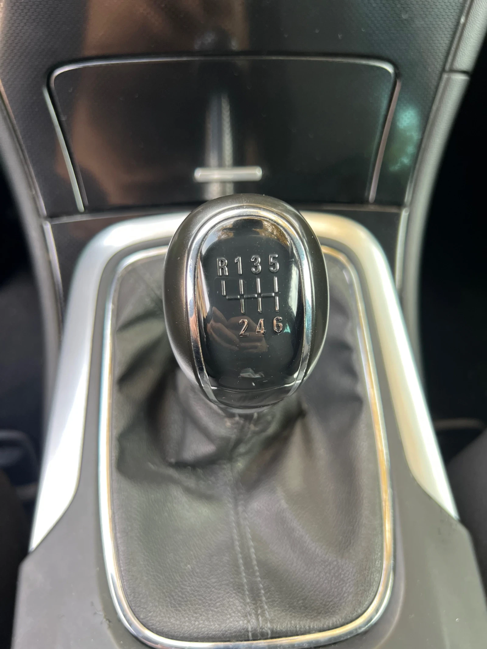 Opel Insignia 2.0T 4х4 Швейцария - изображение 9