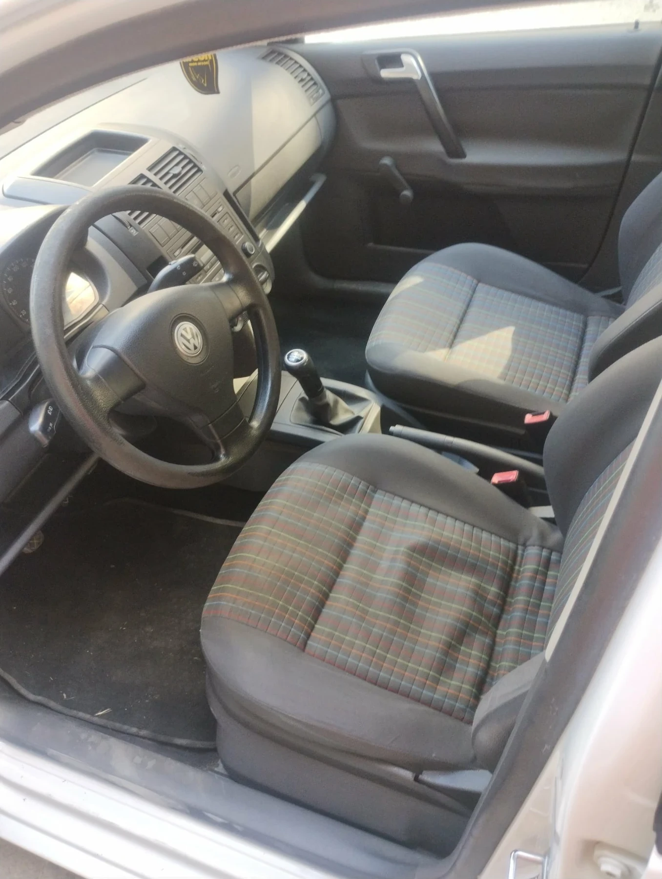 VW Polo 1.4 80к.с. Перфектна  - изображение 7