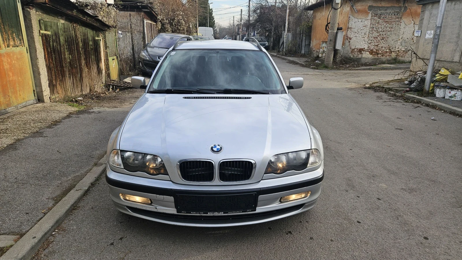 BMW 320  - изображение 2
