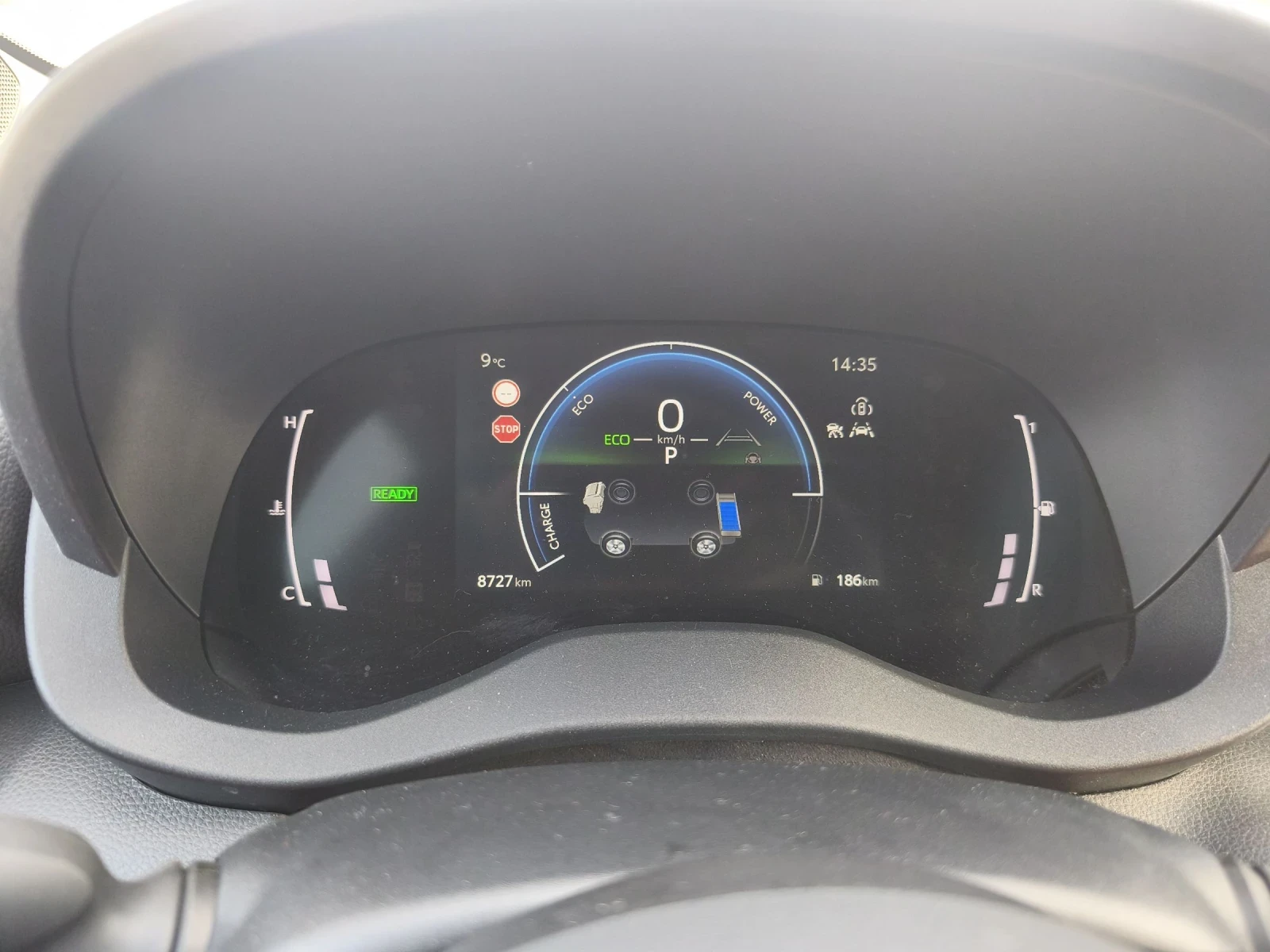 Mazda 2, снимка 16 - Автомобили и джипове - 53744168