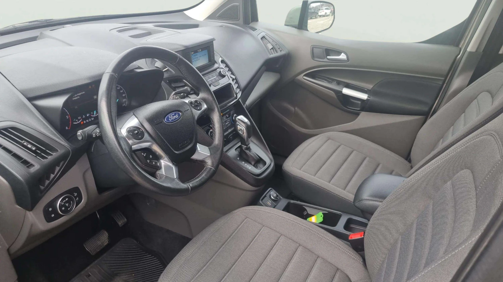 Ford Connect 1.5 EcoBlue, снимка 11 - Автомобили и джипове - 53804491