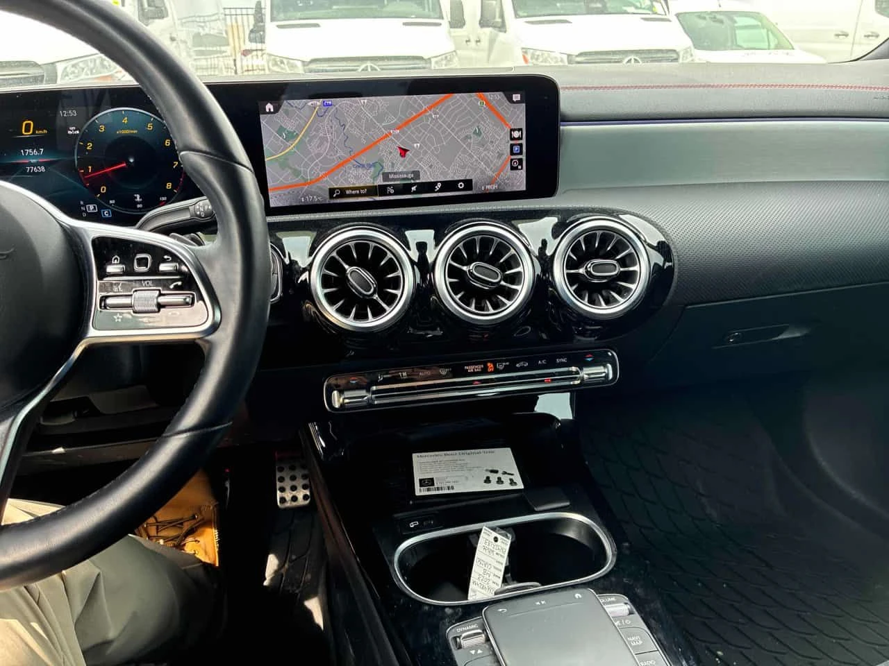 Mercedes-Benz CLA 250 * ГЛАВНО ПРЕДСТАВИТЕЛСТВО* , снимка 9 - Автомобили и джипове - 54095963