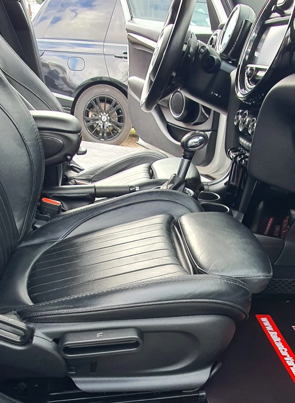 Mini Cooper s F55 5 врати Автоматик Еuro6B, снимка 12 - Автомобили и джипове - 54167431