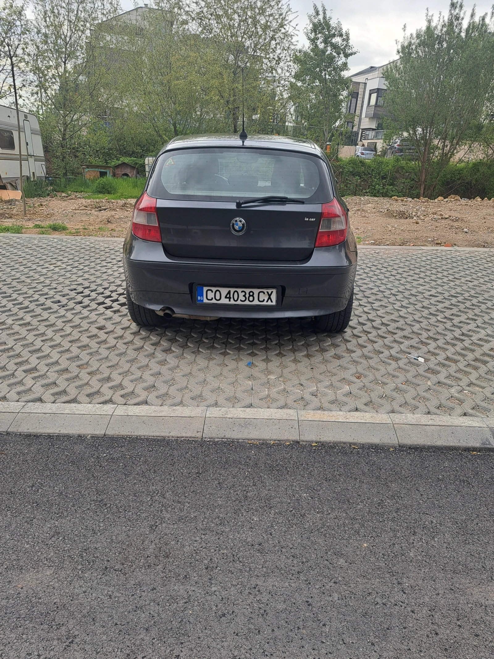 BMW 120 Е87, снимка 6 - Автомобили и джипове - 54451313