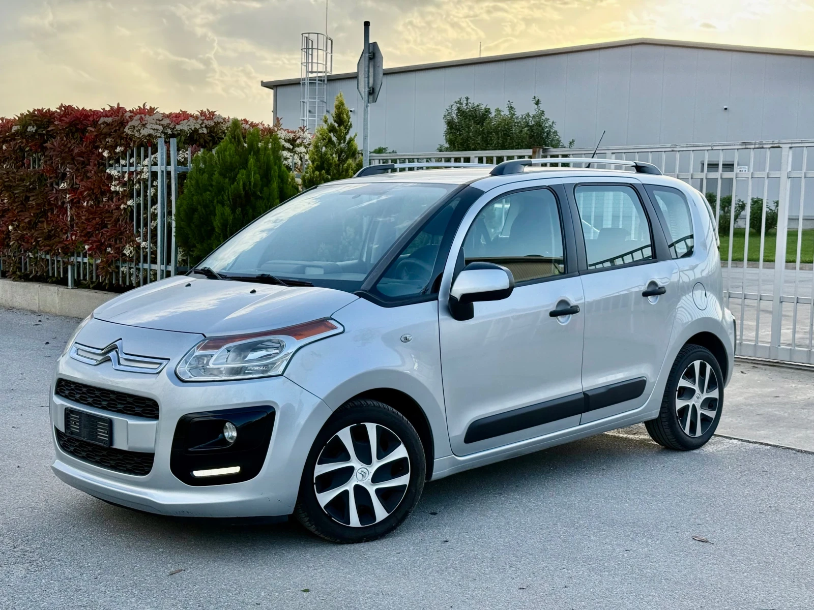 Citroen C3 Picasso 1.6HDI/ 90кс/ 