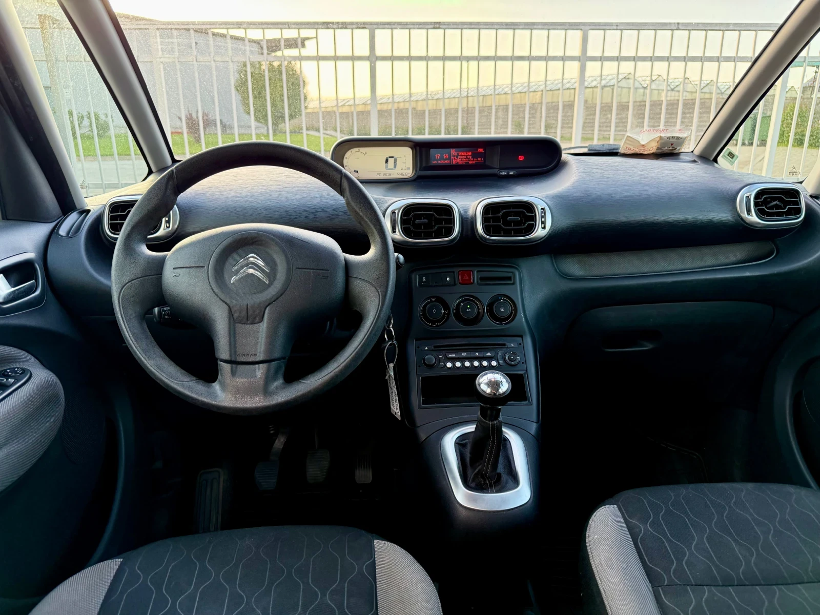 Citroen C3 Picasso 1.6HDI/ 90кс/ , снимка 11 - Автомобили и джипове - 54513808
