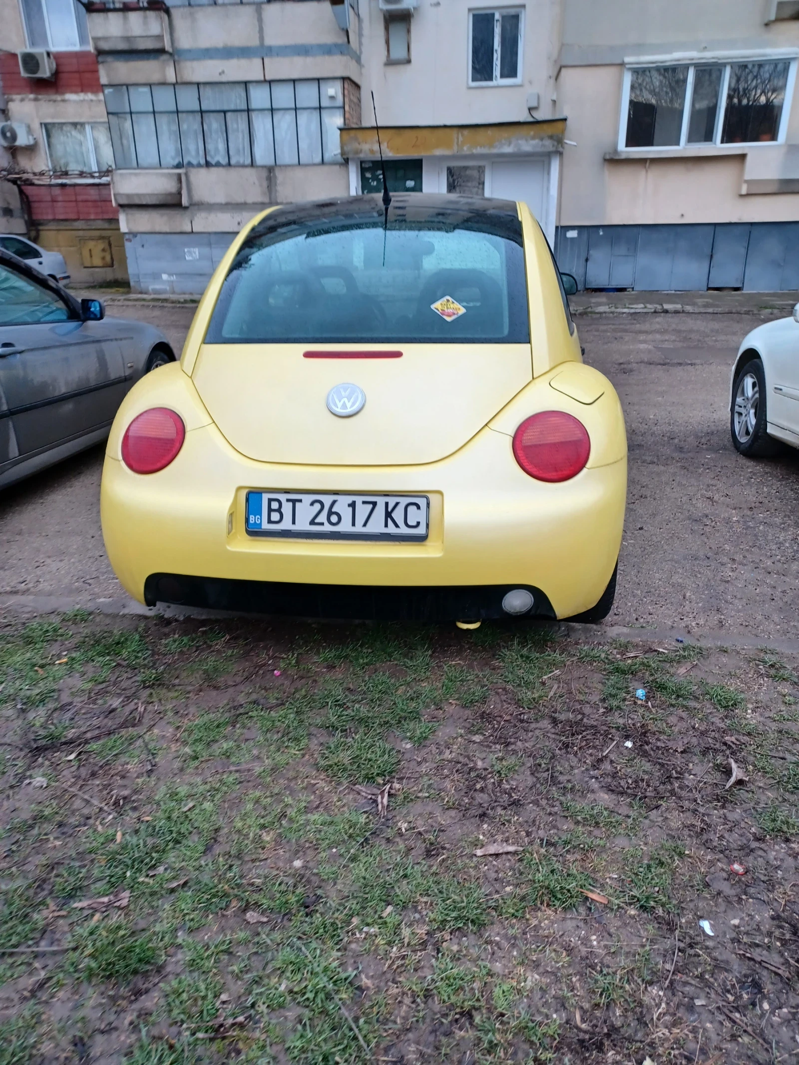 VW New beetle 2.00, снимка 6 - Автомобили и джипове - 54795619