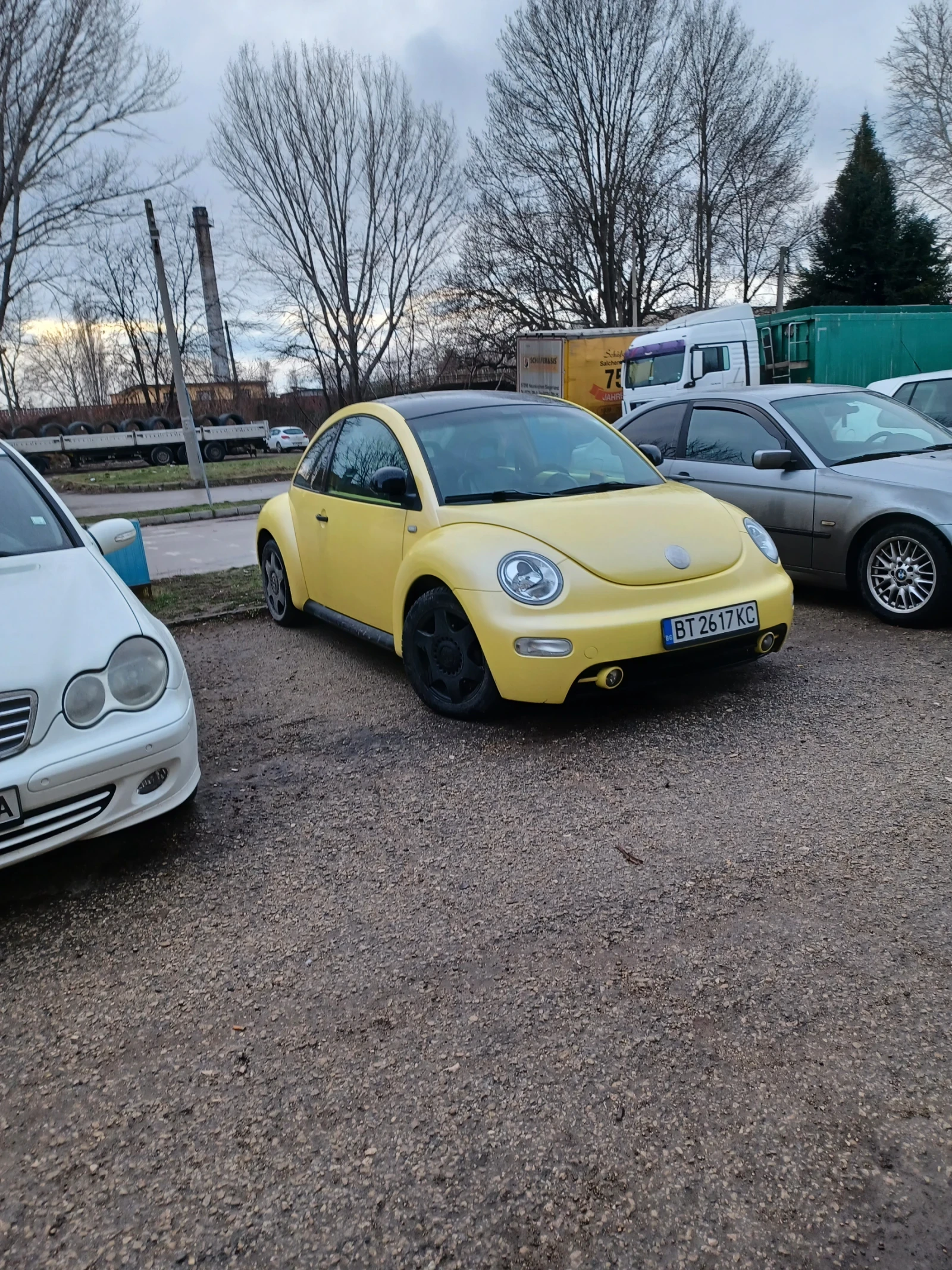 VW New beetle 2.00, снимка 2 - Автомобили и джипове - 54795619