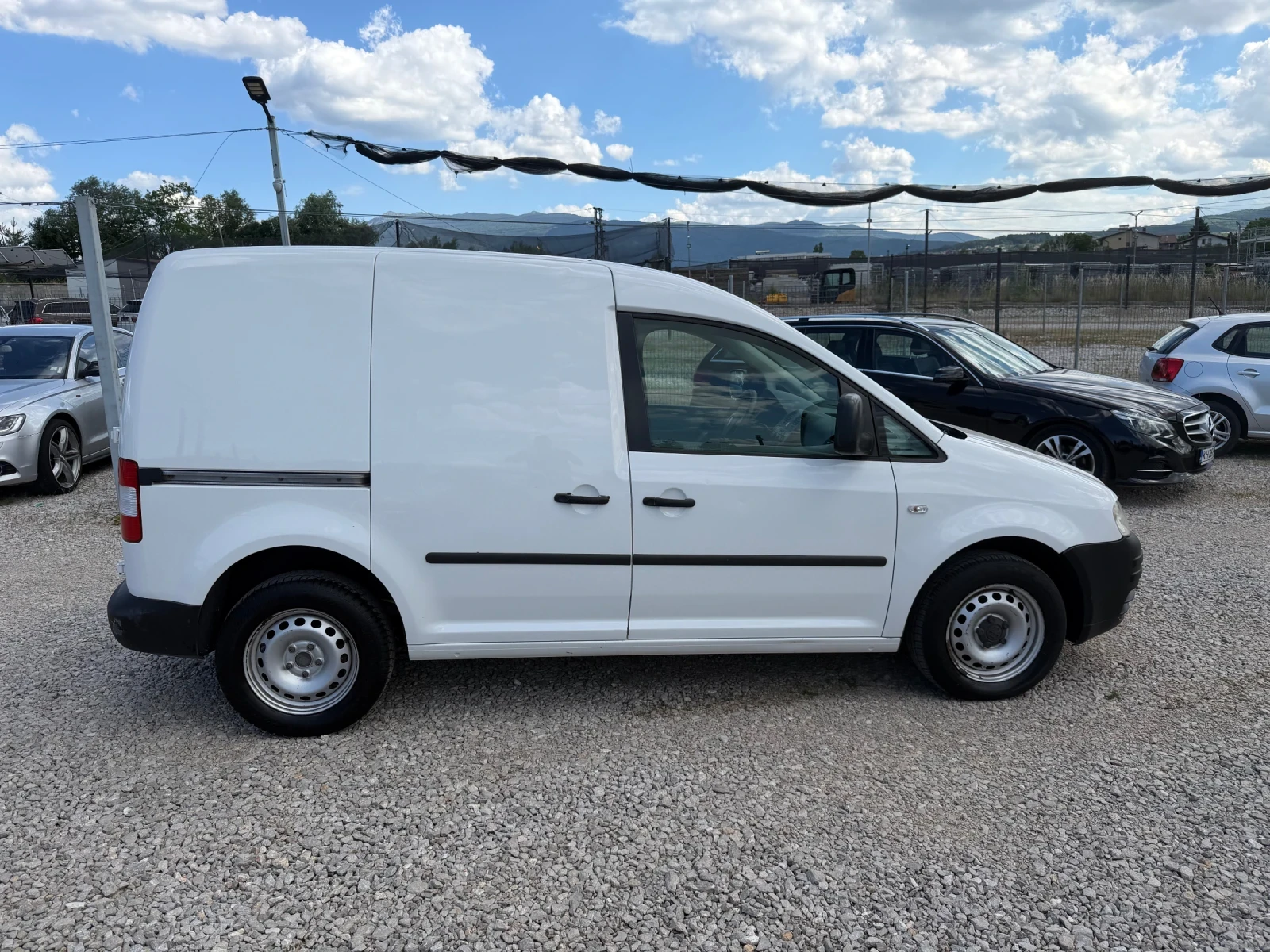 VW Caddy VW Caddy 1.4 LPG, снимка 2 - Автомобили и джипове - 54998262