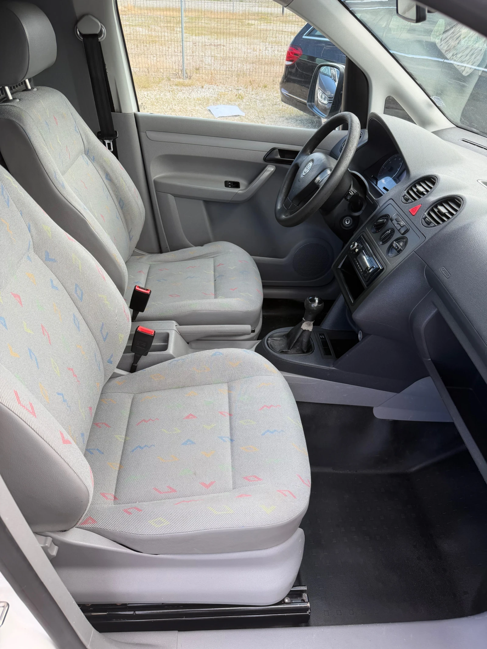 VW Caddy VW Caddy 1.4 LPG, снимка 10 - Автомобили и джипове - 54998262