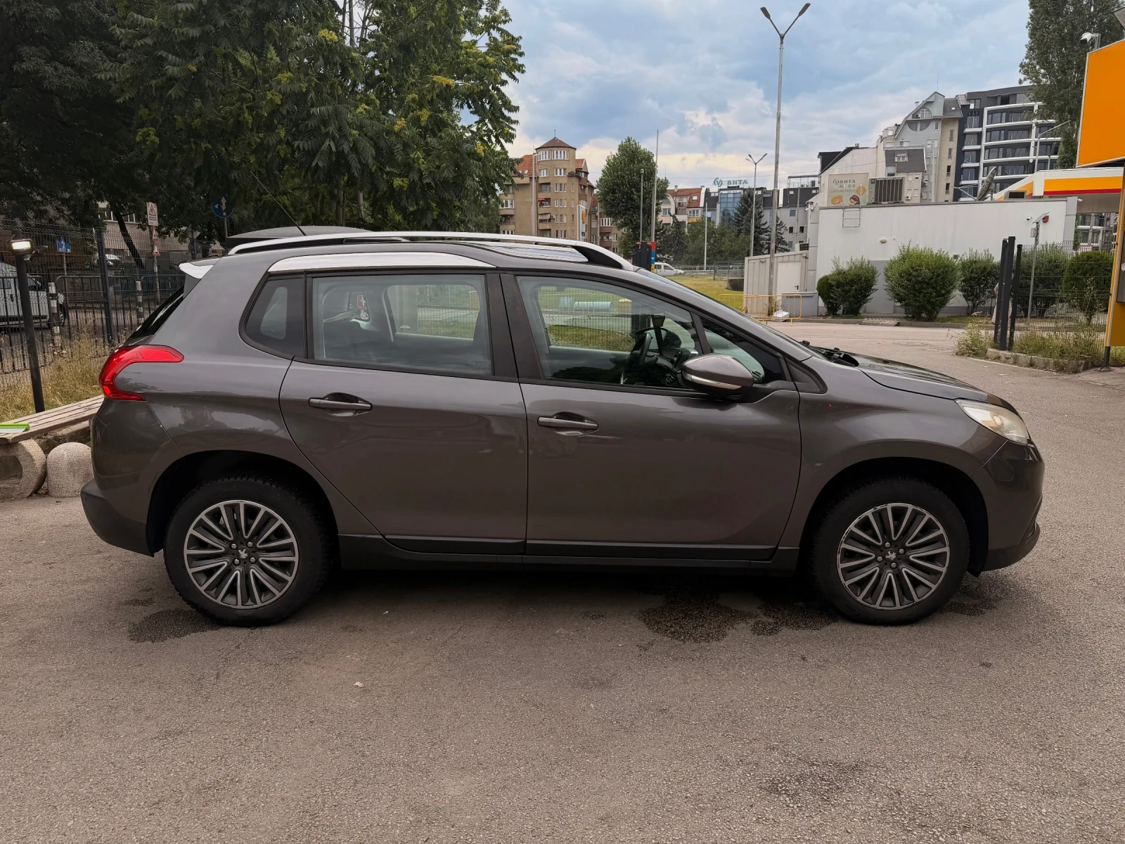 Peugeot 2008 1.6 HDI ALLURE 6B, снимка 2 - Автомобили и джипове - 55210690