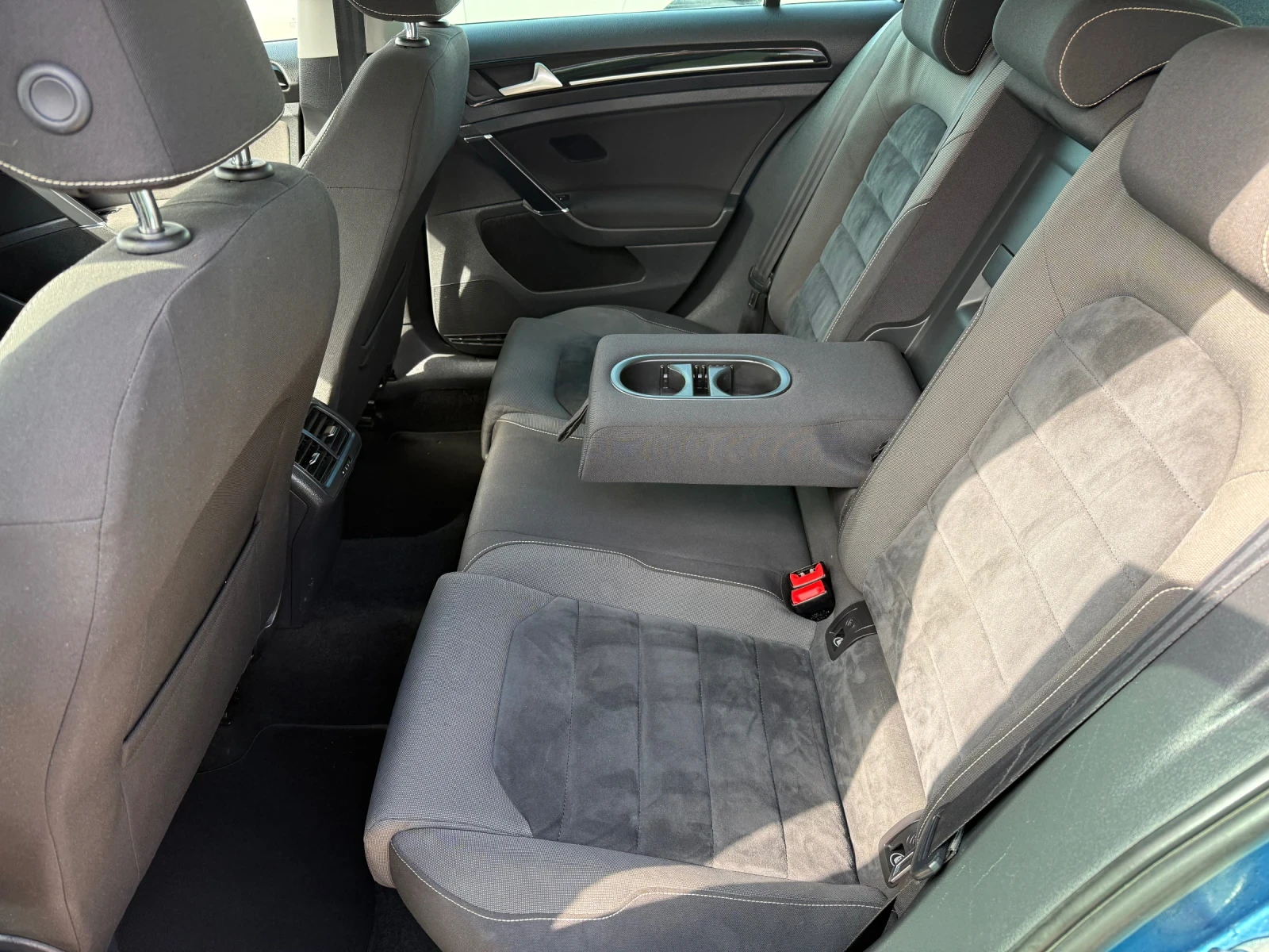 VW Golf VII* 2.0tdi* 150h.p* EURO5* HIGHLINE, снимка 10 - Автомобили и джипове - 55254607
