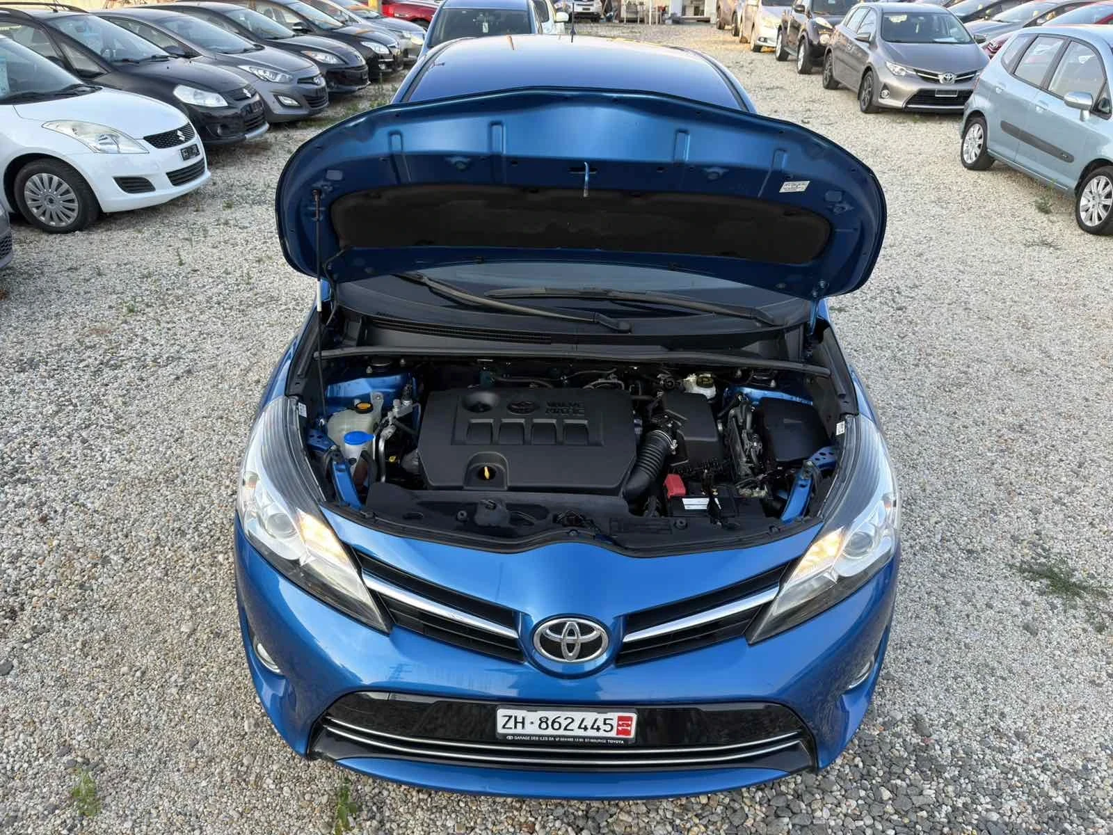 Toyota Verso 1.8i FACE, снимка 4 - Автомобили и джипове - 55304609