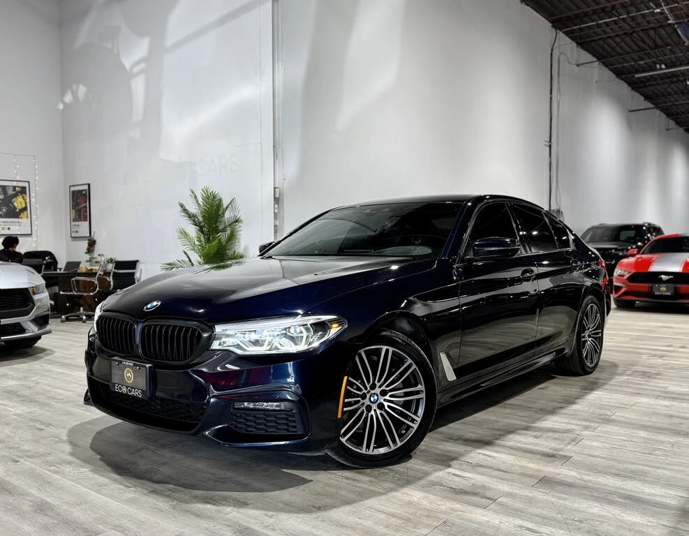 BMW 530 xDrive Sedan AWD/Drive-Assists/H&K Sound