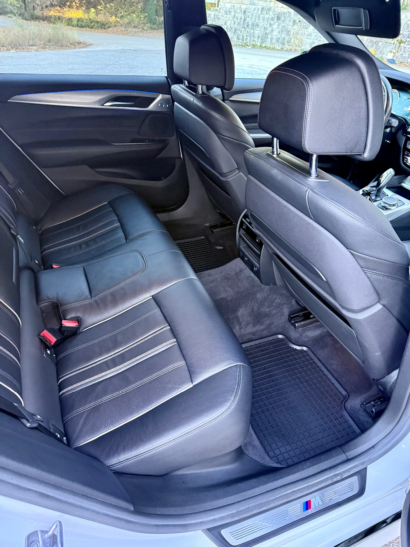 BMW 630 GT/630D/M-PACK/HUD/, снимка 9 - Автомобили и джипове - 56172350